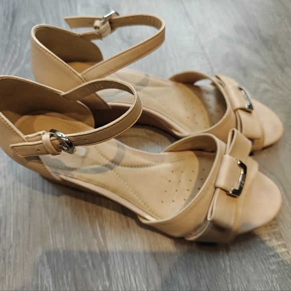 Geox Respria Women Shoes - Picture 1 of 7